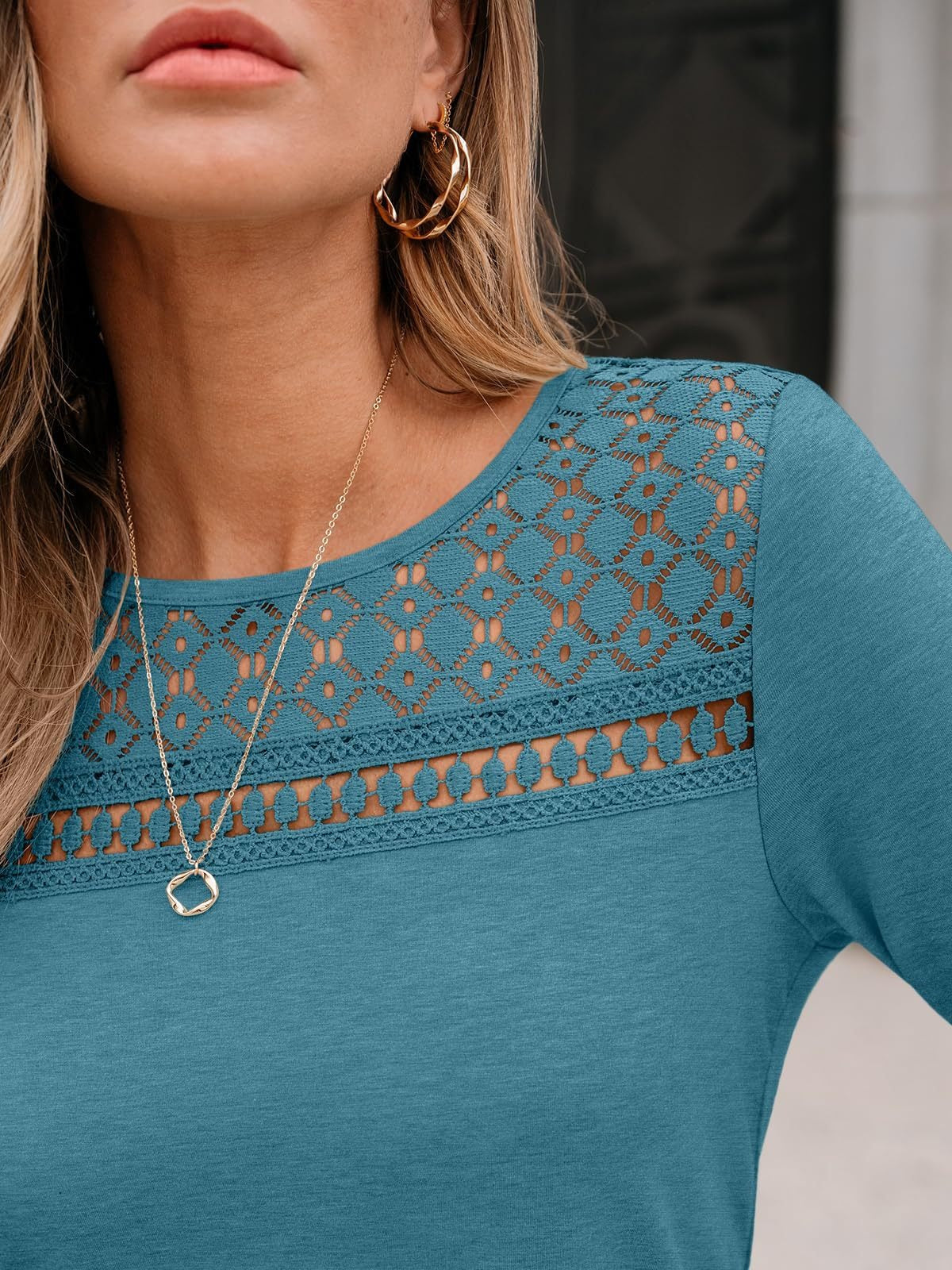 2025 Fall Women's Lace Mesh Top Breathable Long Sleeve