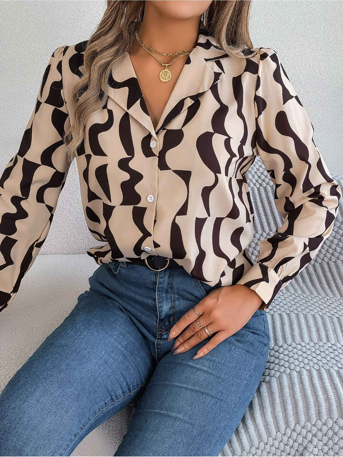 Women's Abstract Print Lapel Long Sleeve Blouse