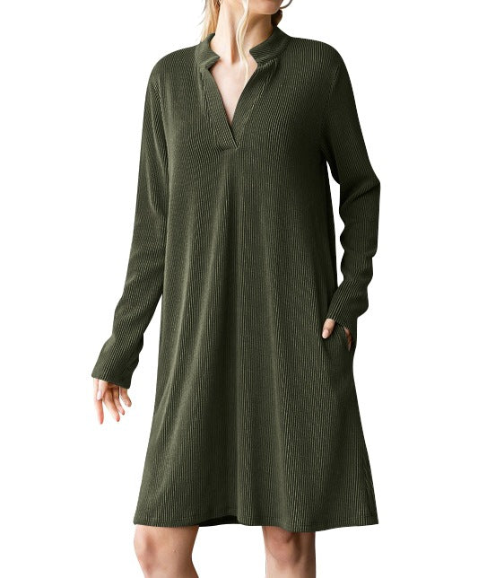2025 Autumn/Winter Women's V-Neck Long-Sleeve Loose Dress