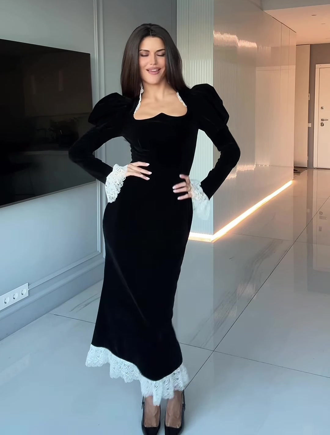 Black Velvet Lace Trim Bodycon Long Sleeve Midi Dress