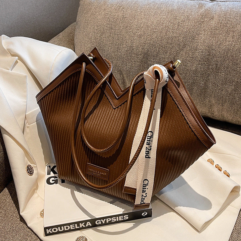 Love Heart Tote Bag for Women's Fashion Shoulder Bag