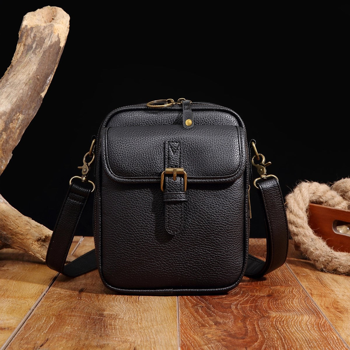 Vintage PU Crossbody Messenger Bag with Front Pocket