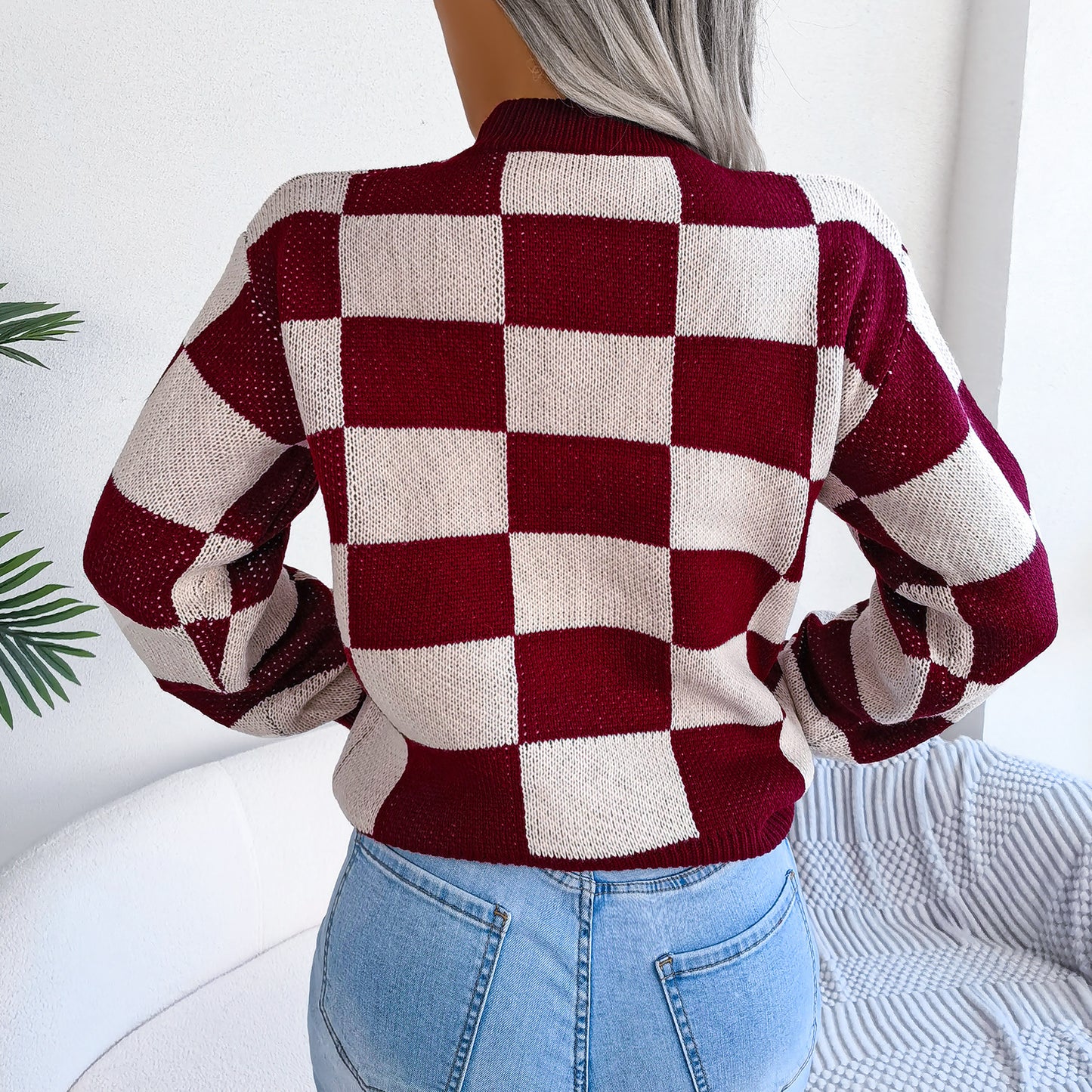 2025 Fall/Winter Colorblock Checkered Knit Sweater - Street Style