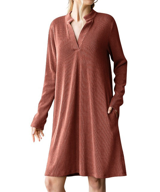 2025 Autumn/Winter Women's V-Neck Long-Sleeve Loose Dress