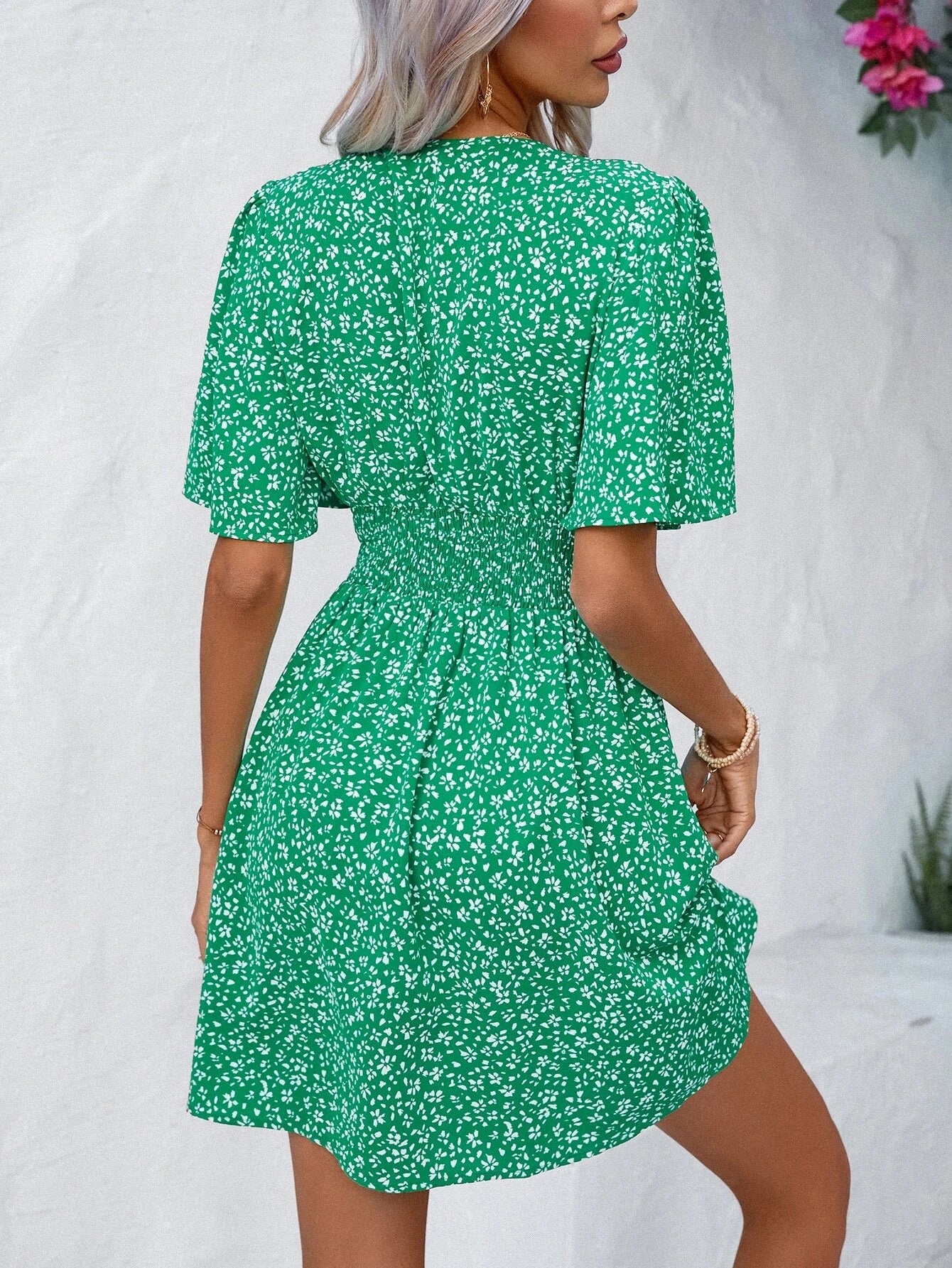 Green Floral V-Neck Flowy Mini Dress with Short Sleeves