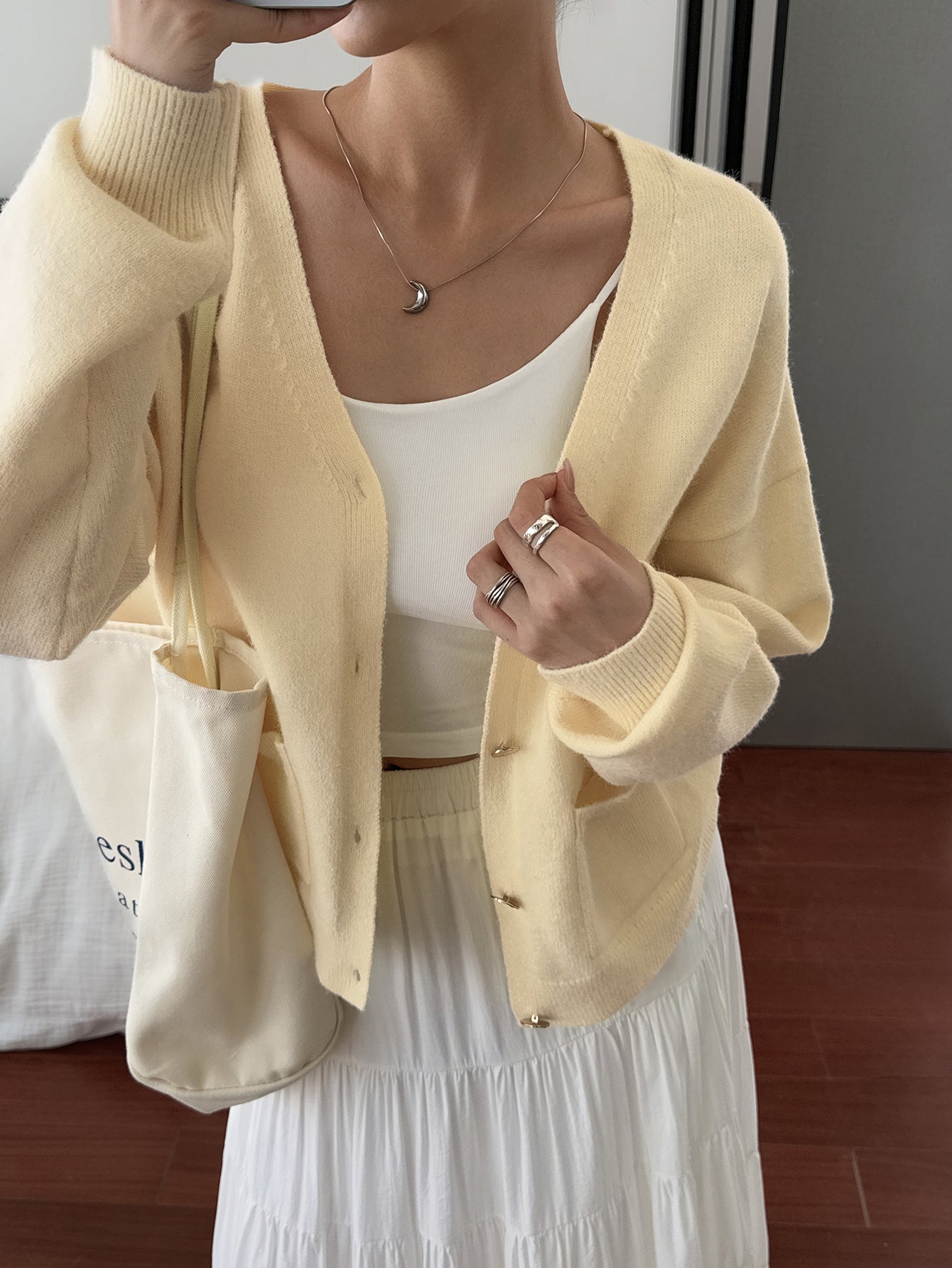 Women’s Solid Color Knit Cardigan V Neck Long Sleeve Top