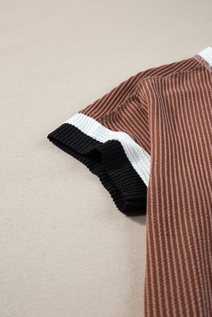 Textured Contrast Trim Round Neck T Shirt