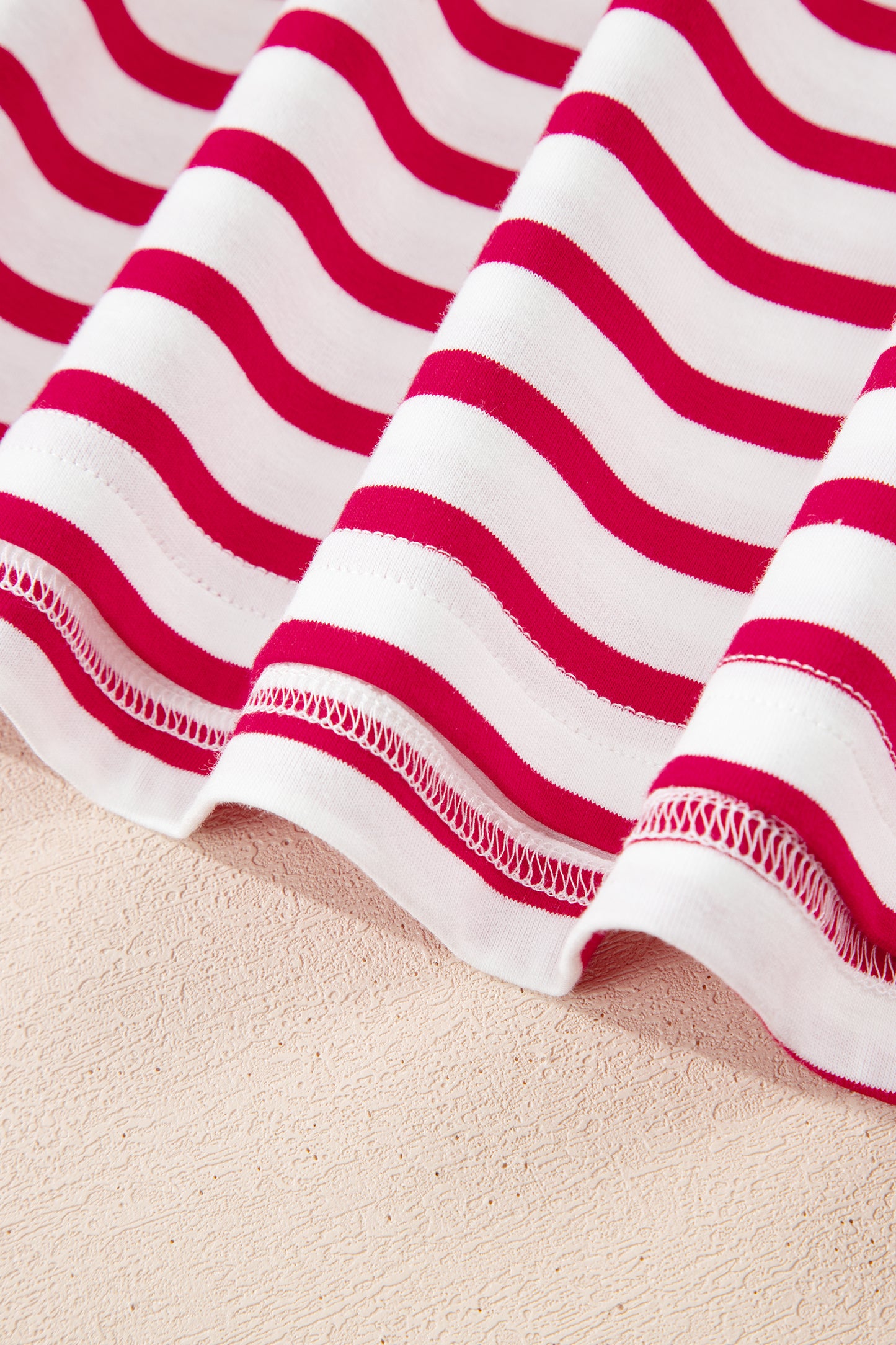 Red Stripe Scalloped Trim Short Sleeve Round Neck Tee