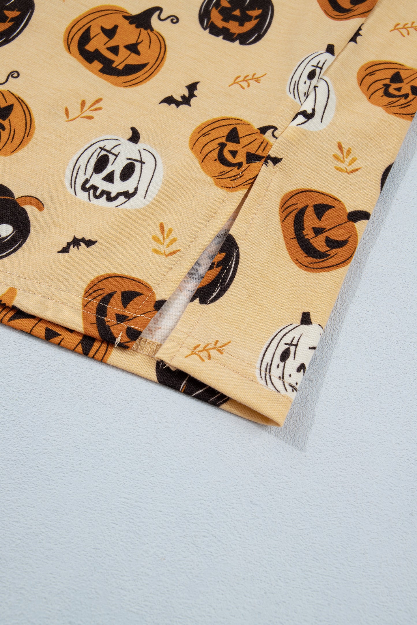 Halloween Pumpkin Print Ruffle Shorts Pajama Set