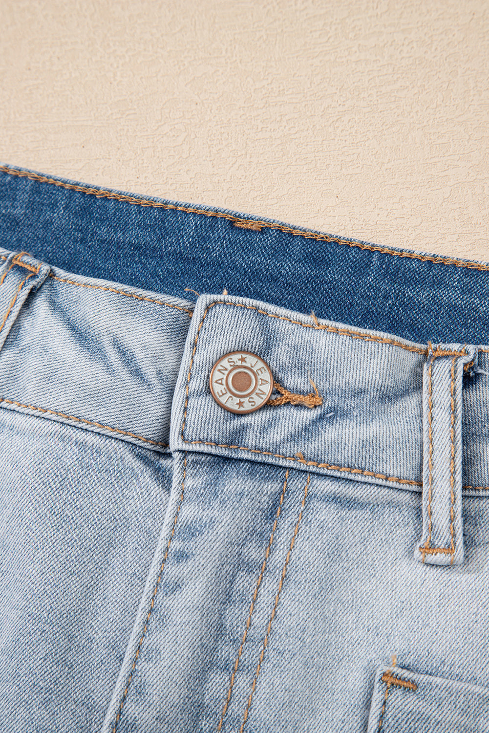 Light Wash High Waisted Denim Shorts with Pockets