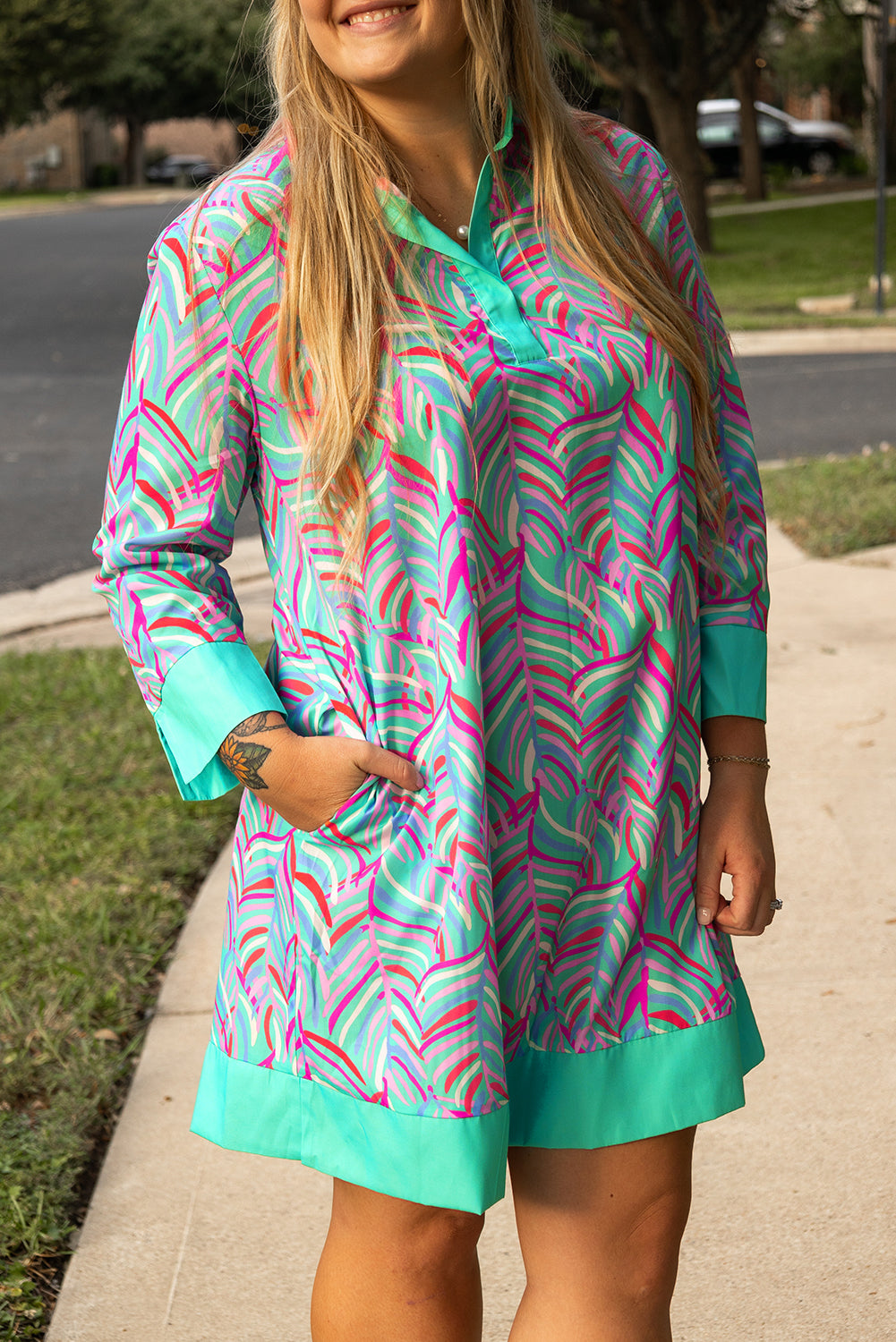 Green Plus Size Palm Pattern Long Sleeve Shift Dress