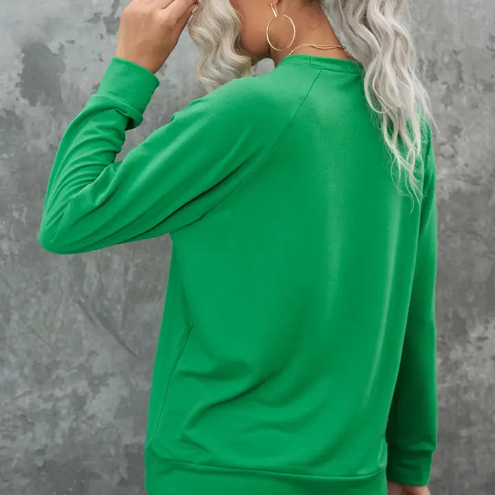 LUCKY Chenille Letter Graphic Sweatshirt – St. Patrick’s Day