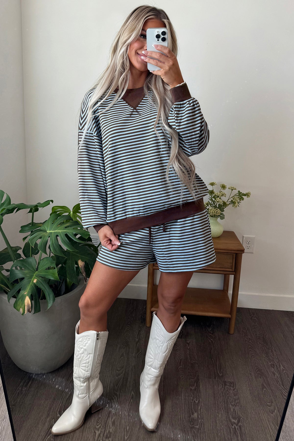 Women's Striped Oversized Contrast Trim 2-Piece Set