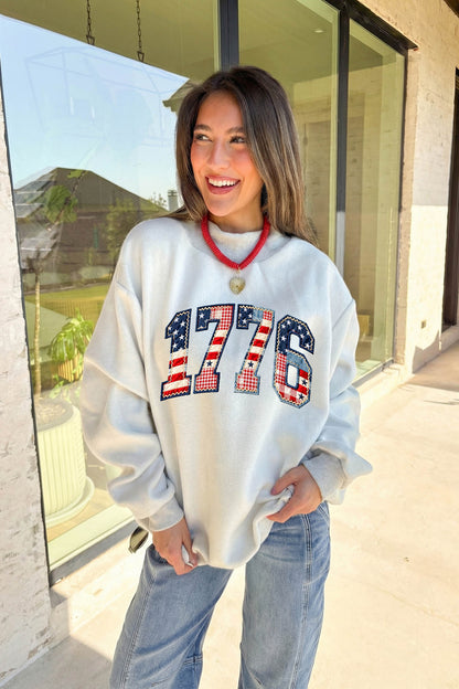 American Flag Graphic Mock Neck Oversized Sweatshirt