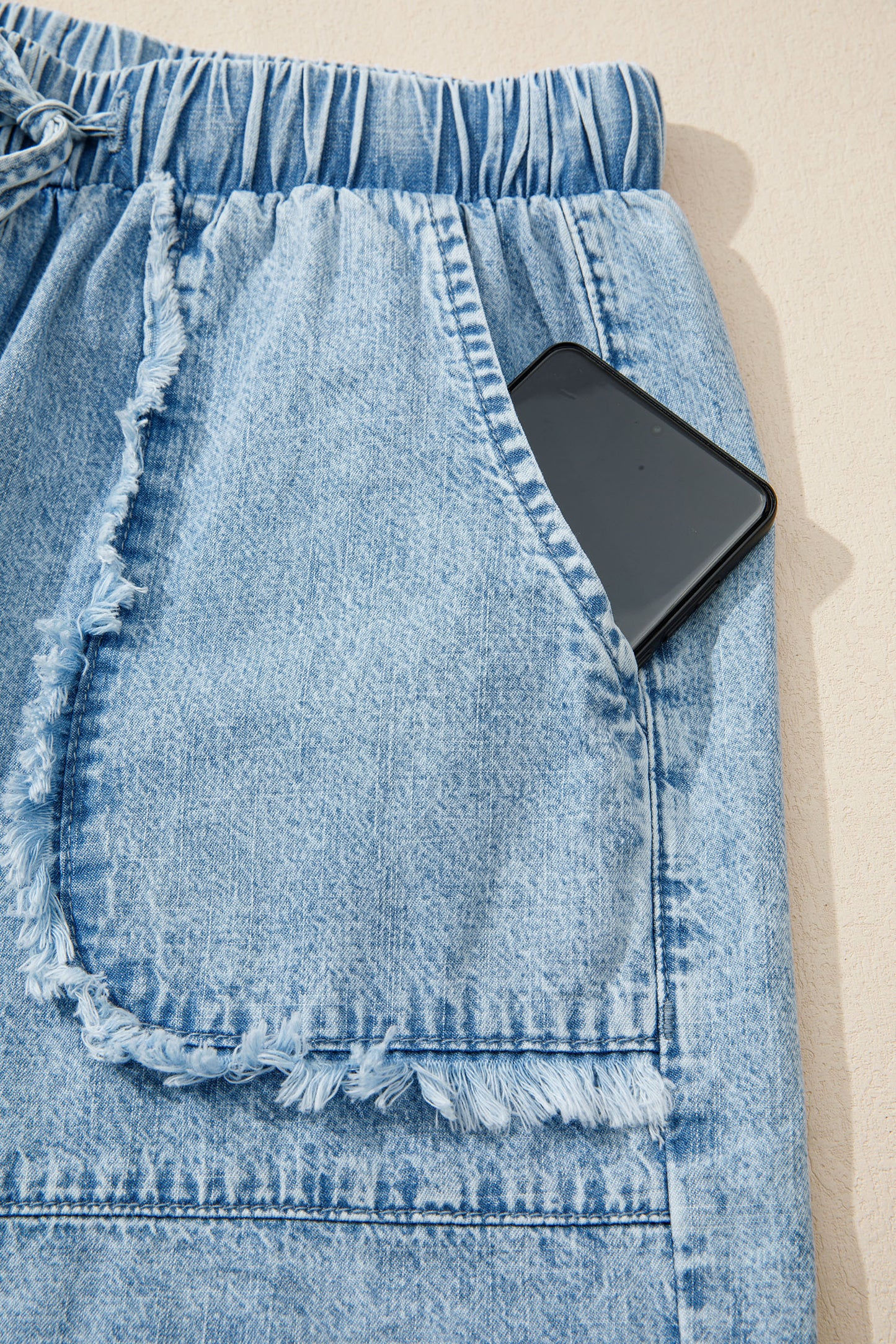Frayed Edge Elastic Waist Drawstring Denim Shorts