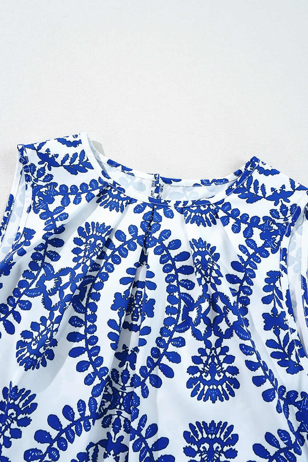 Blue White Vintage Print Pintuck Sleeveless Tank Top