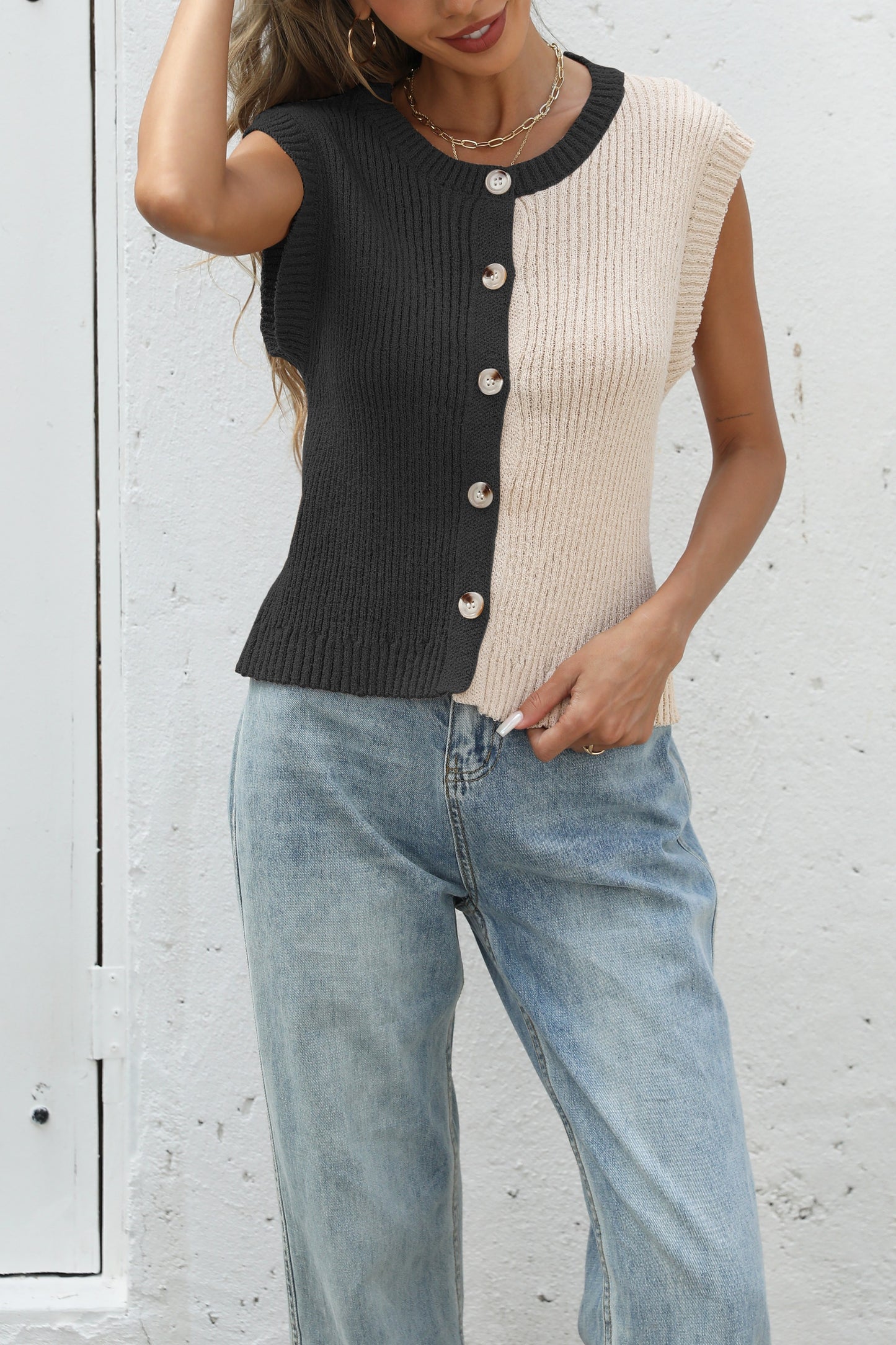 Color Block Knit Button Front Sleeveless Sweater Top