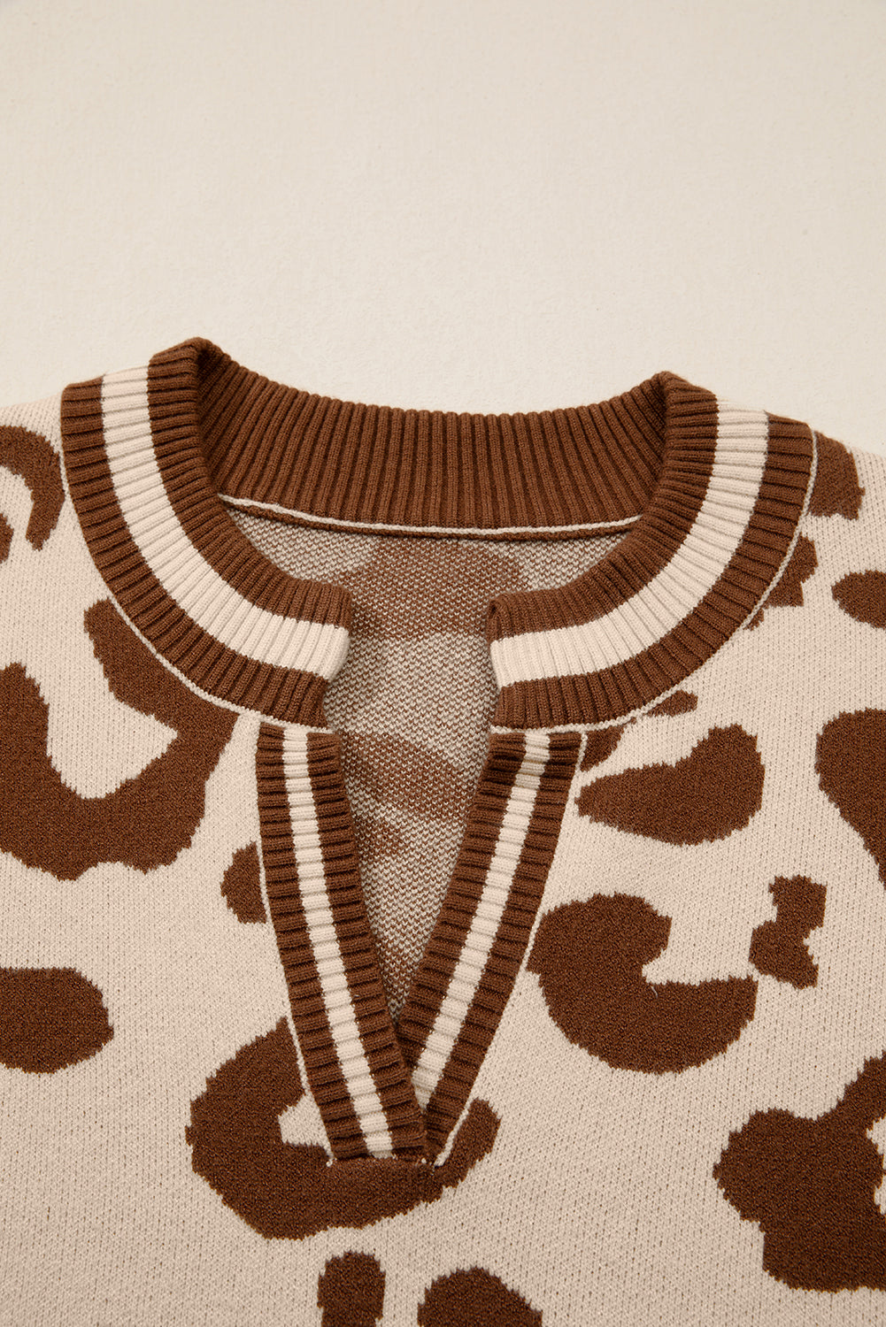 Leopard Print V Neck Sweater Casual Knit Pullover for Women