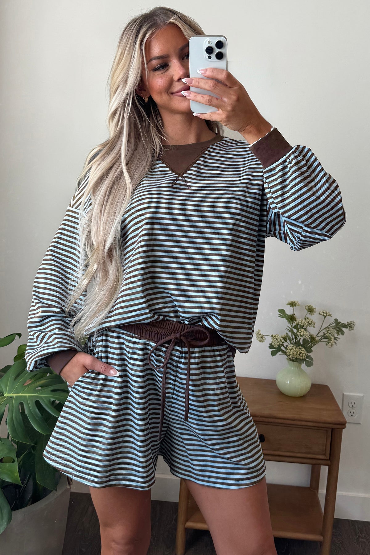 Women's Striped Oversized Contrast Trim 2-Piece Set