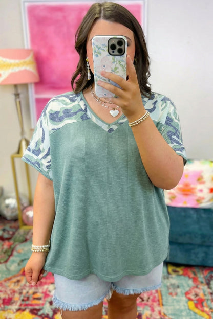 Women Camo Sleeve V Neck Casual Loose Fit Summer Top