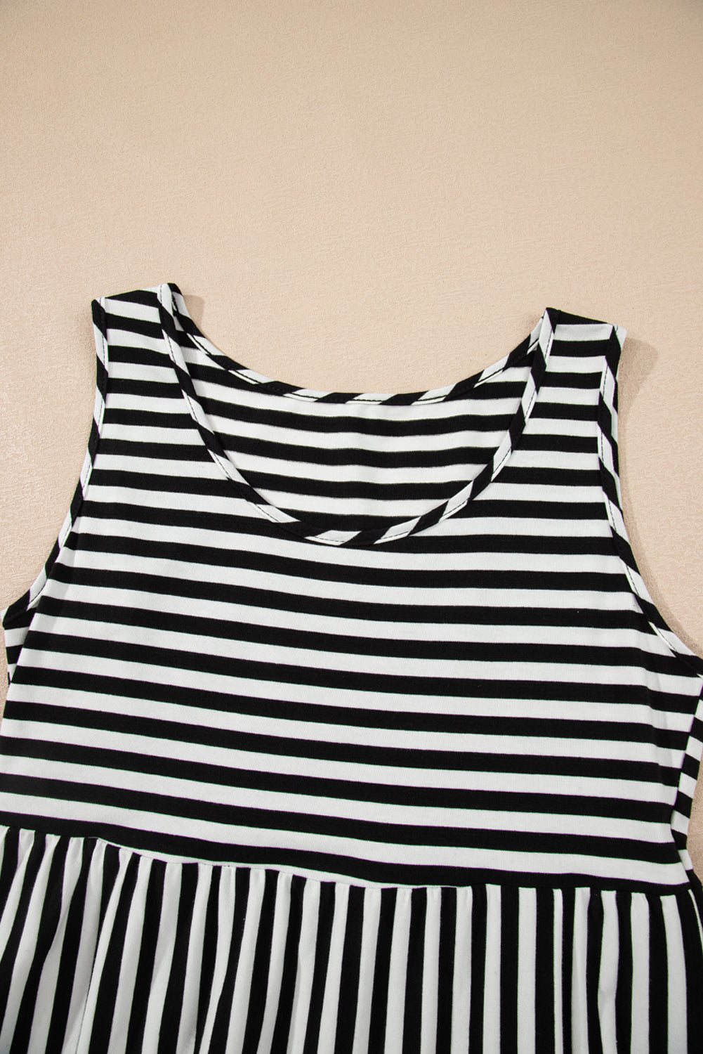 Black White Stripe U-Neck Sleeveless Loose Mini Dress