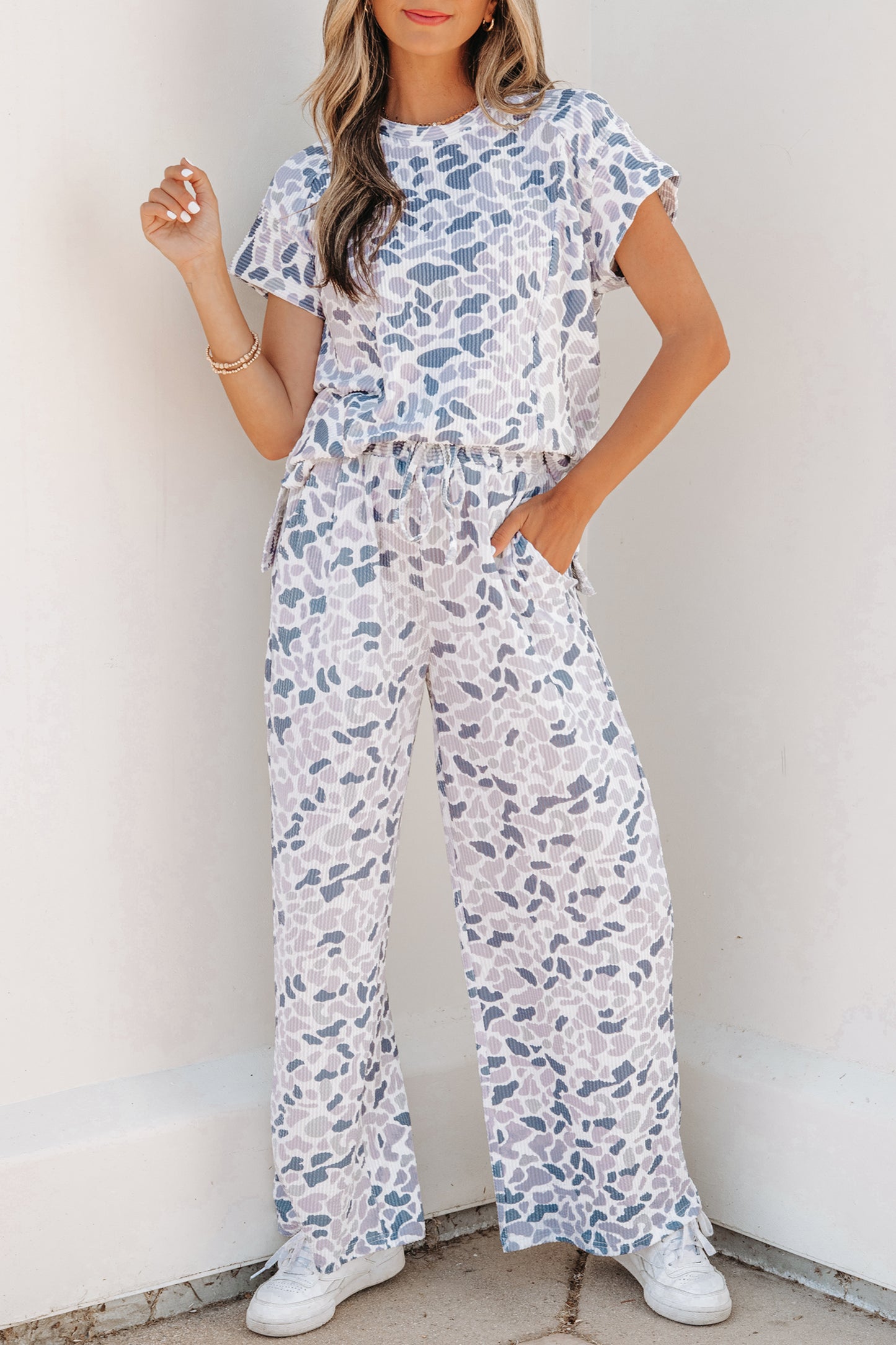 Women Camo Print Two Piece Set Casual Tee Drawstring Pants