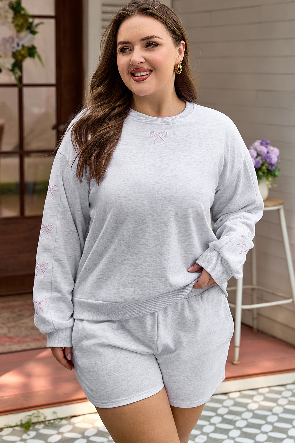Bow Embroidered Pullover and Shorts Plus Size Set