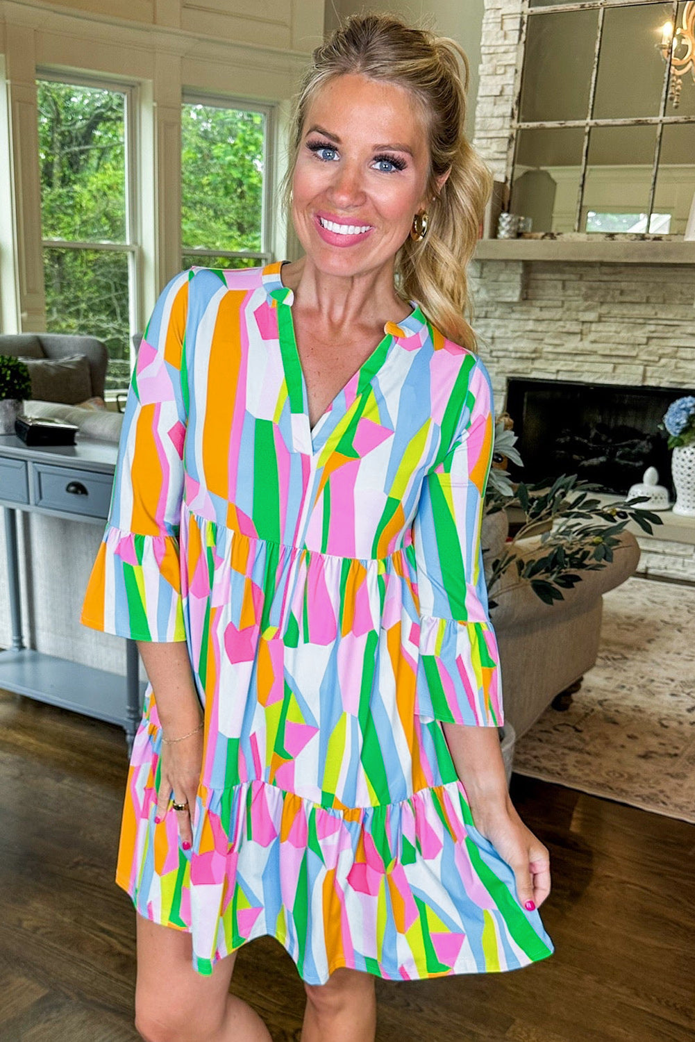 Green Abstract Print Tiered V Neck Ruffle Sleeve Dress