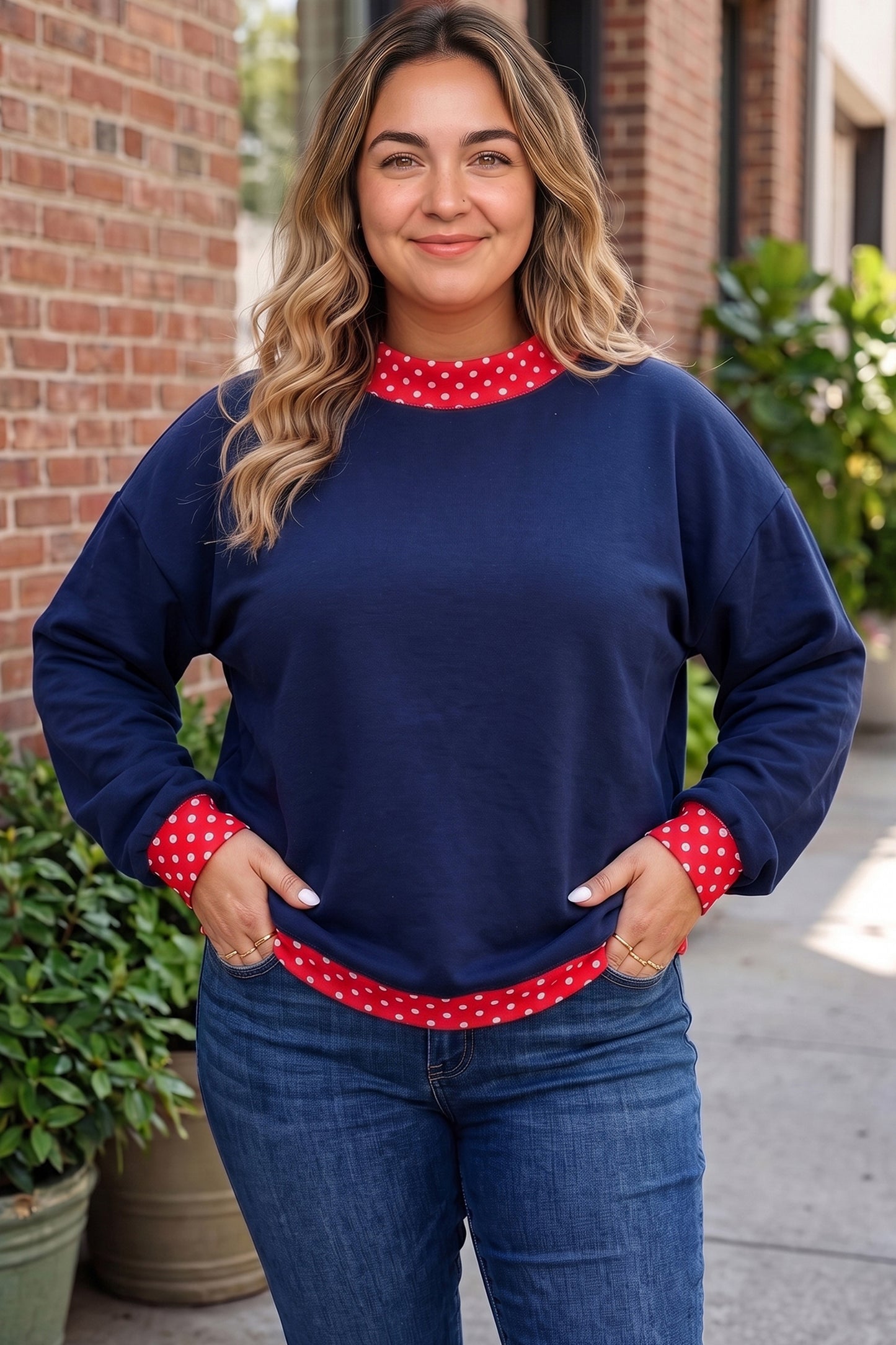 Polka Dot Trim Plus Size Crew Neck Tunic Sweatshirt