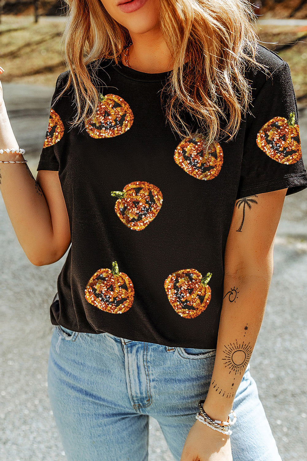 Women's Black Sequin Pumpkin Halloween T-Shirt