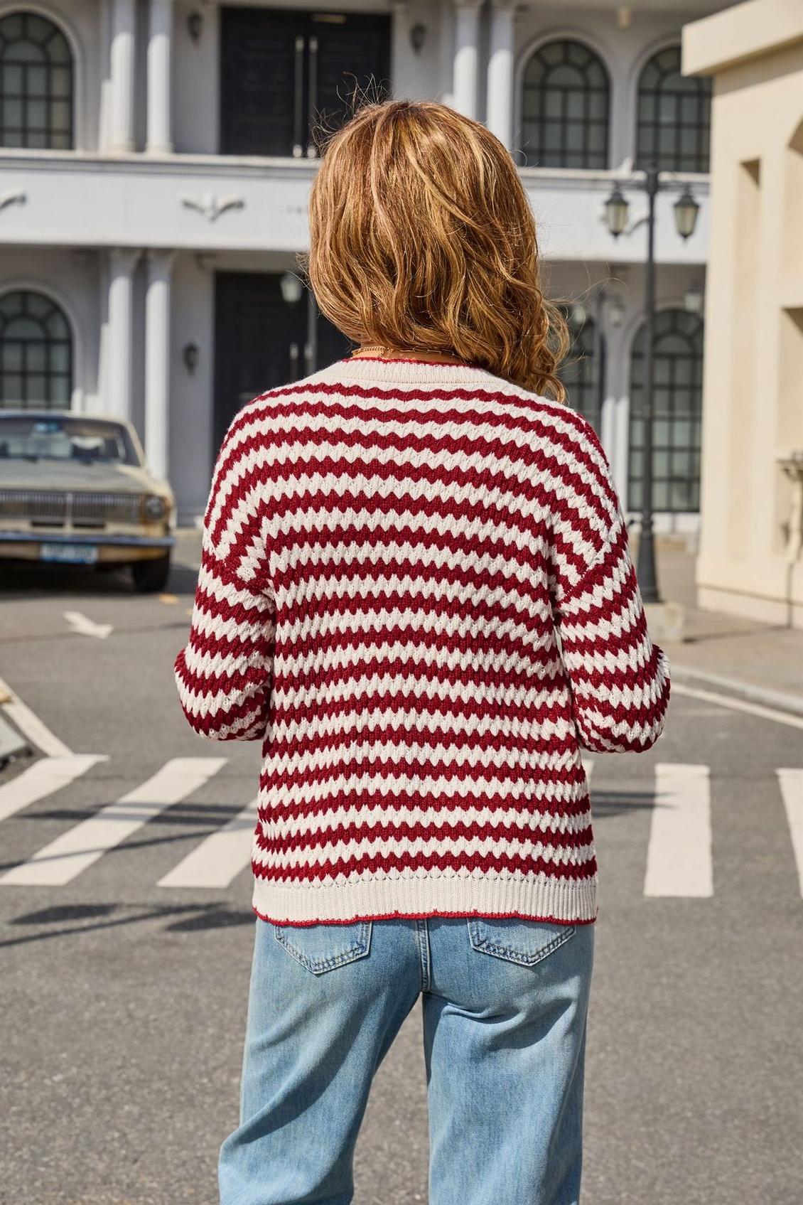 Wave Stripe Knit Sweater – Minimalist Fall Look