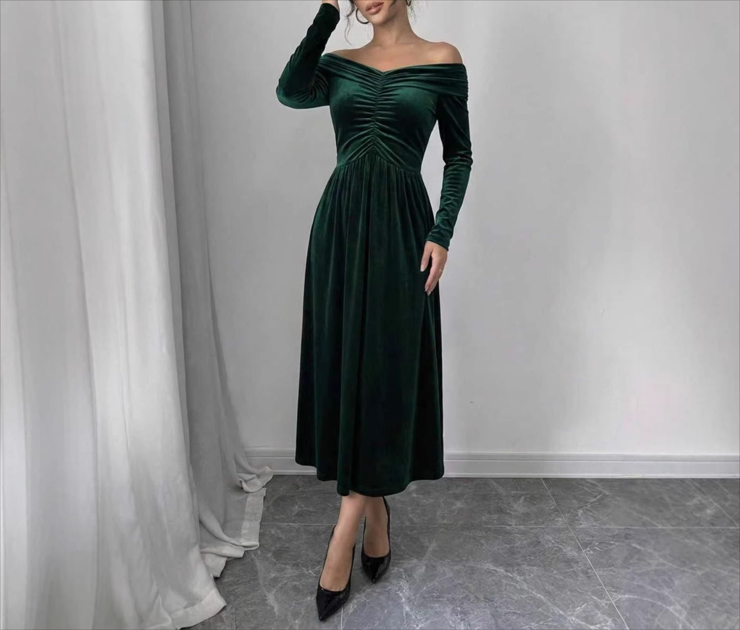 Women's Velvet Off Shoulder Ruched Long Sleeve Maxi Dress