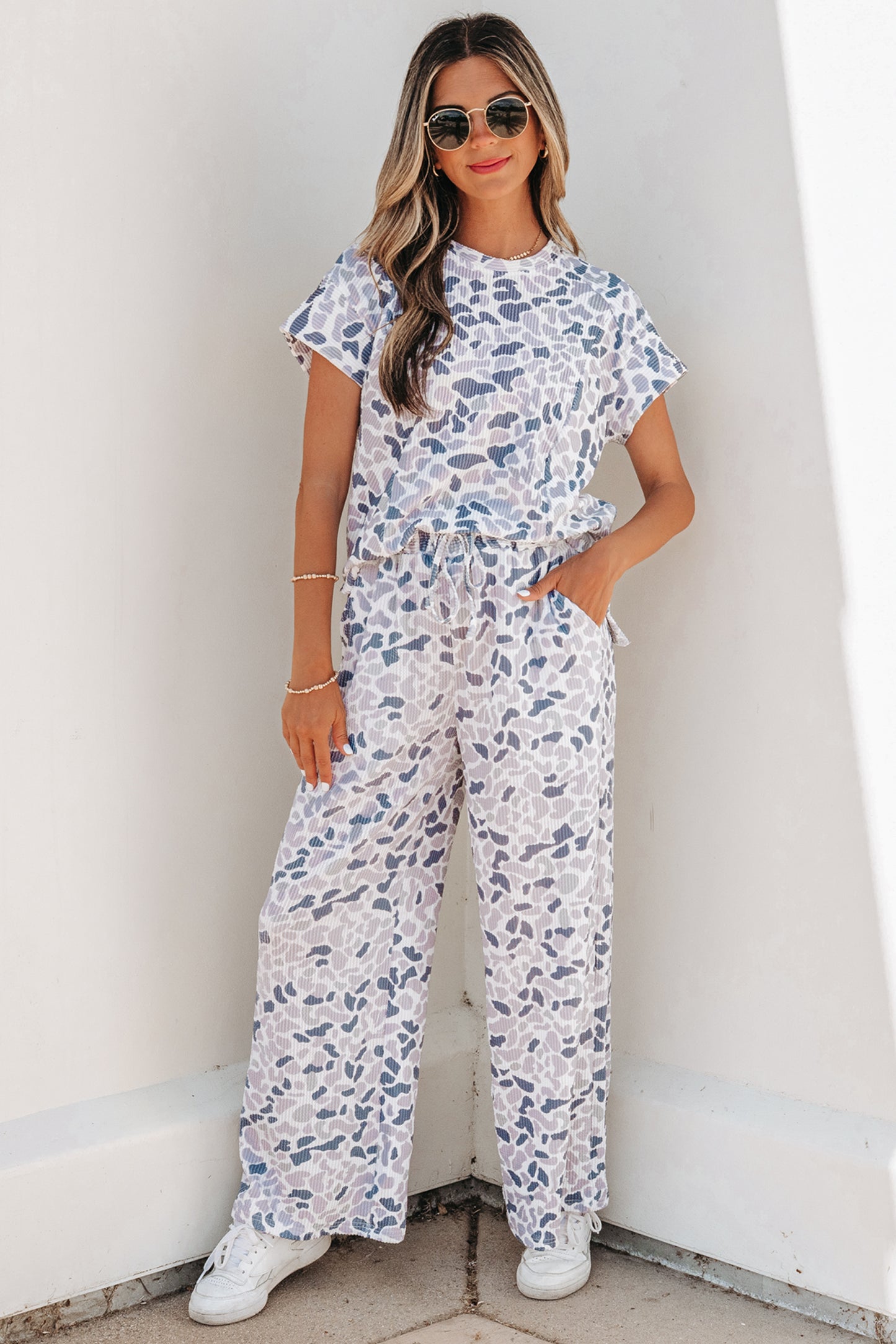 Women Camo Print Two Piece Set Casual Tee Drawstring Pants