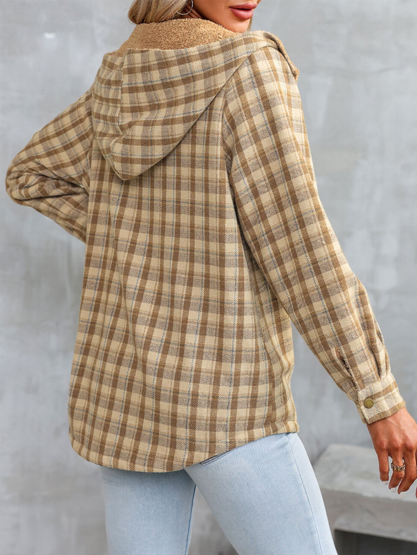 Plaid Sherpa Lined Hooded Shacket – Cozy & Stylish