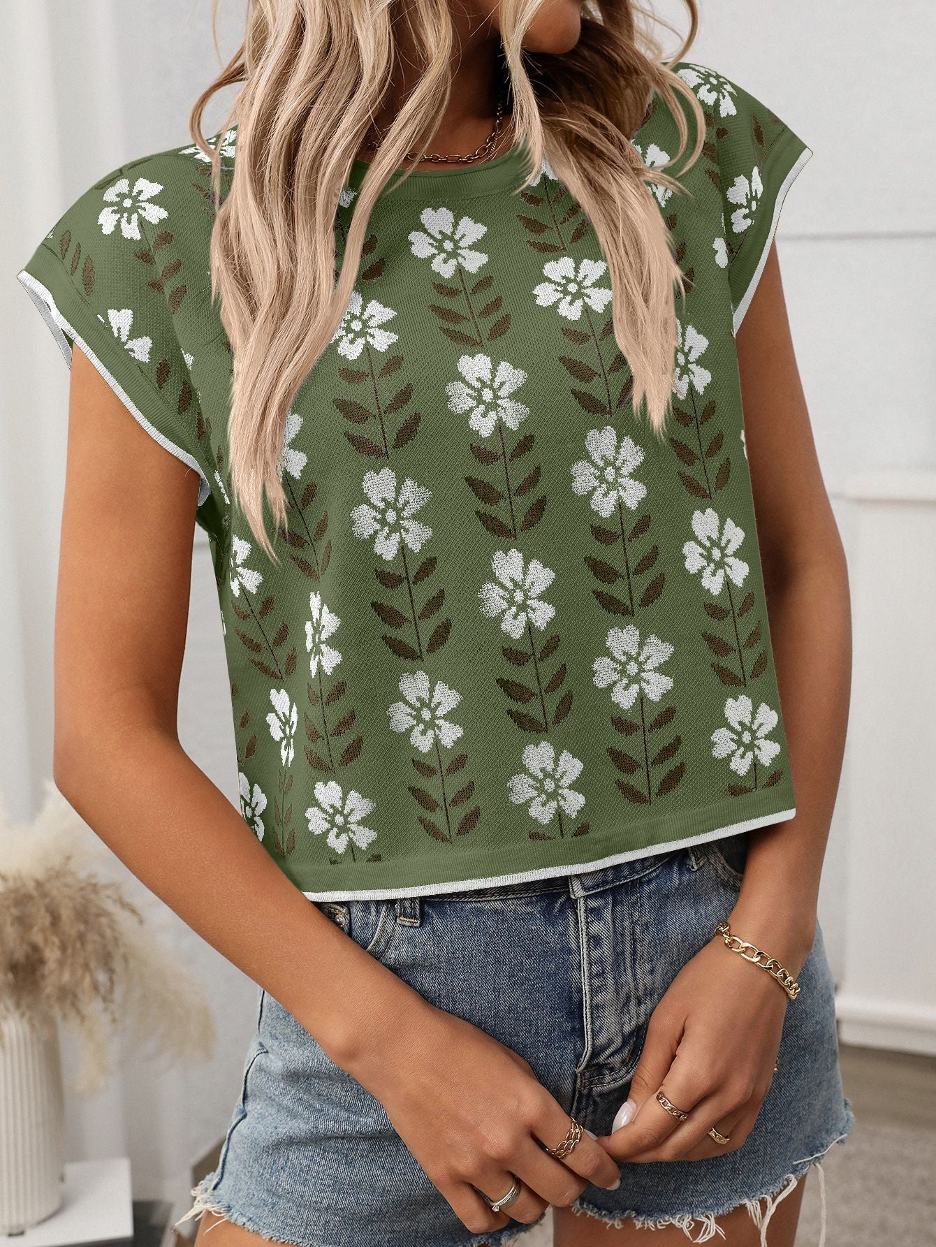 Women’s Vintage Floral Knit Crop Top Cap Sleeve Tee