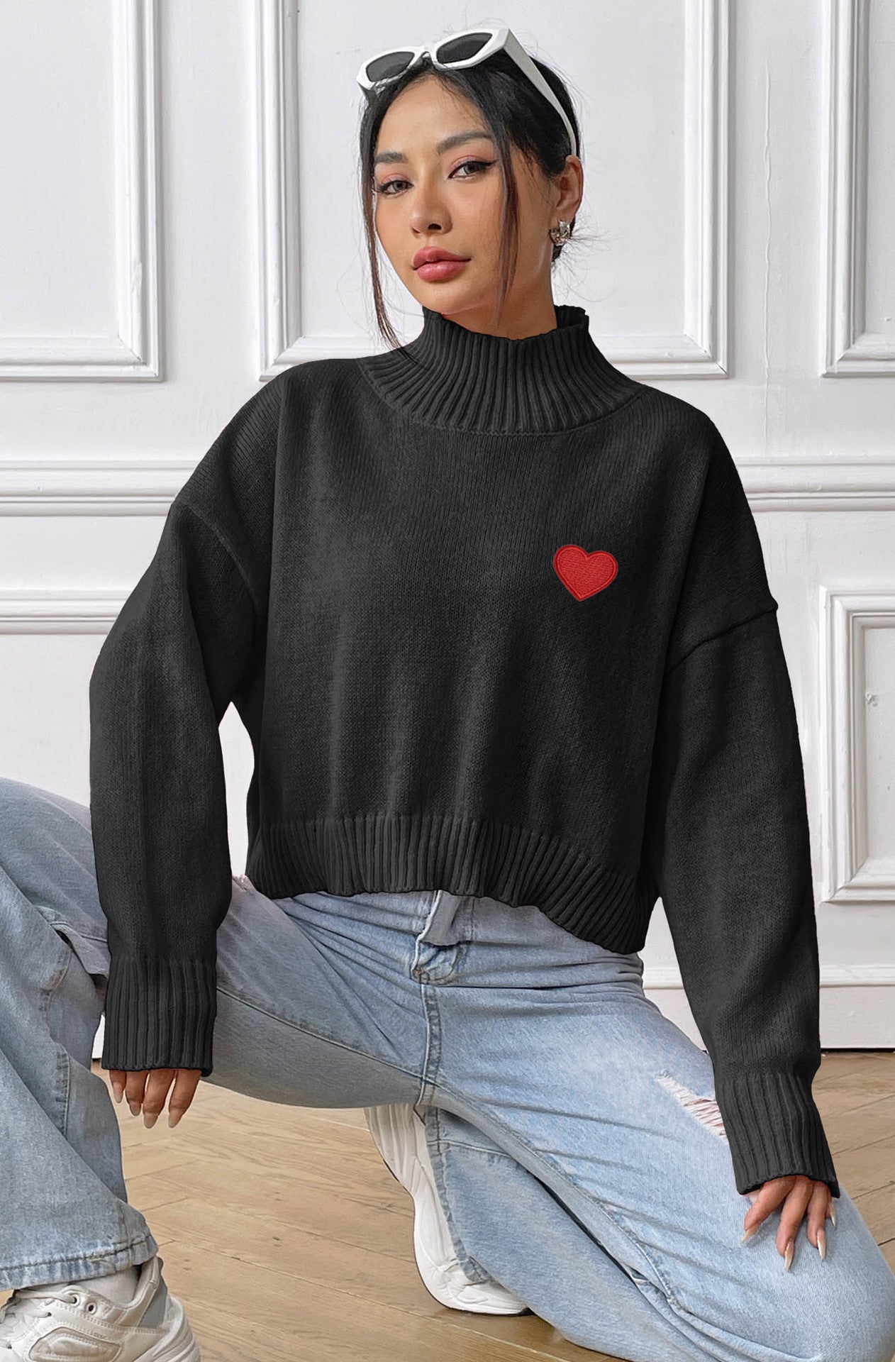 Women's Turtleneck Short Love Sticker Casual Bottoming Shirt