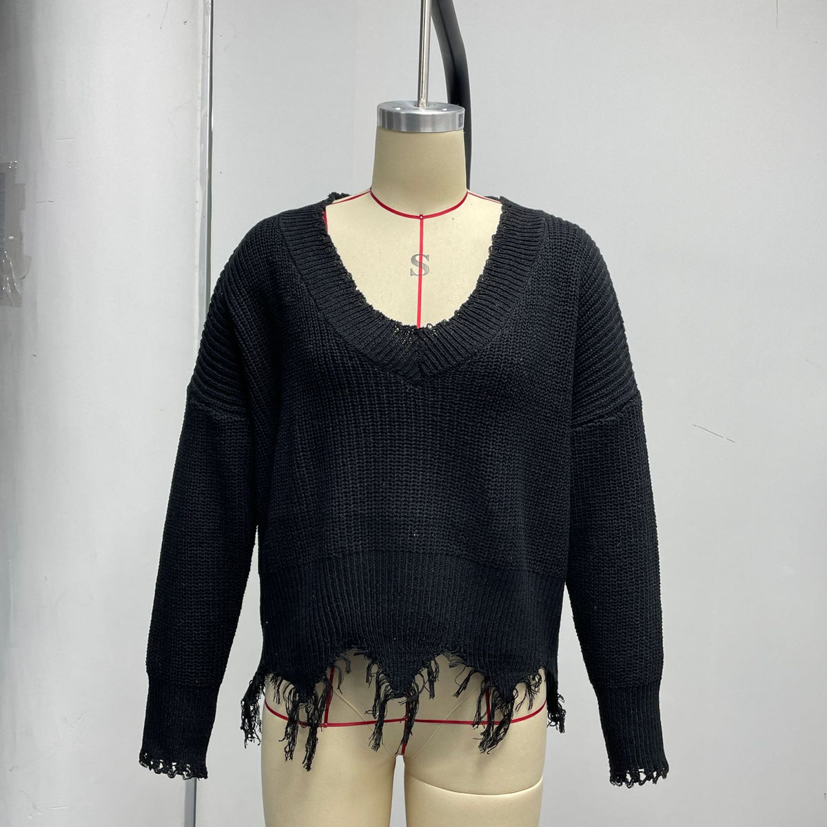 Women's Oversized V Neck Frayed Hem Knit Sweater