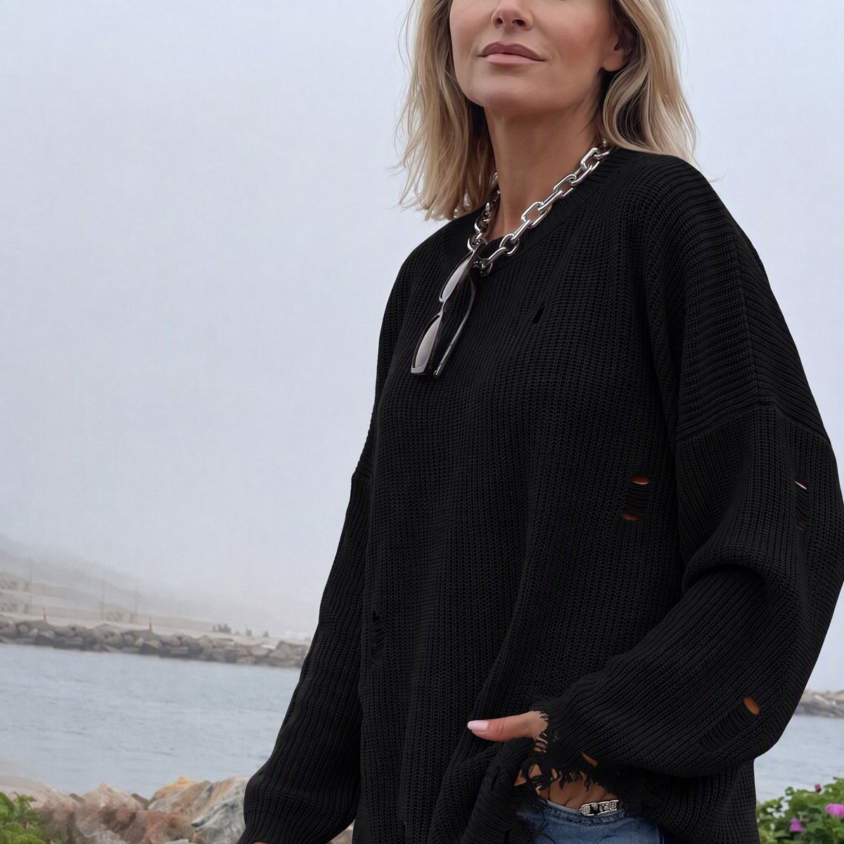 Women's Distressed Oversized Crewneck Sweater Long Sleeve