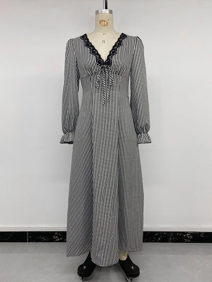 Women's Plaid V-Neck Ruffle Long Sleeve Maxi Dress