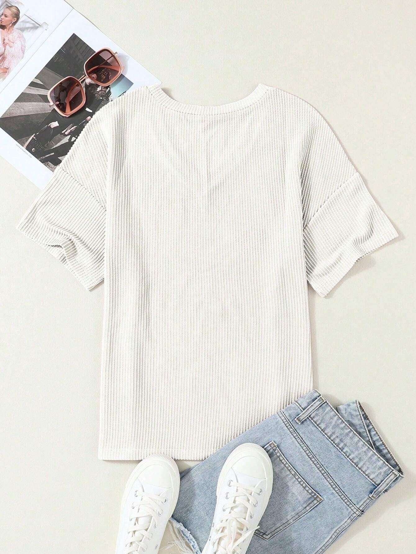 Women’s Ribbed V Neck Short Sleeve Pocket Tee