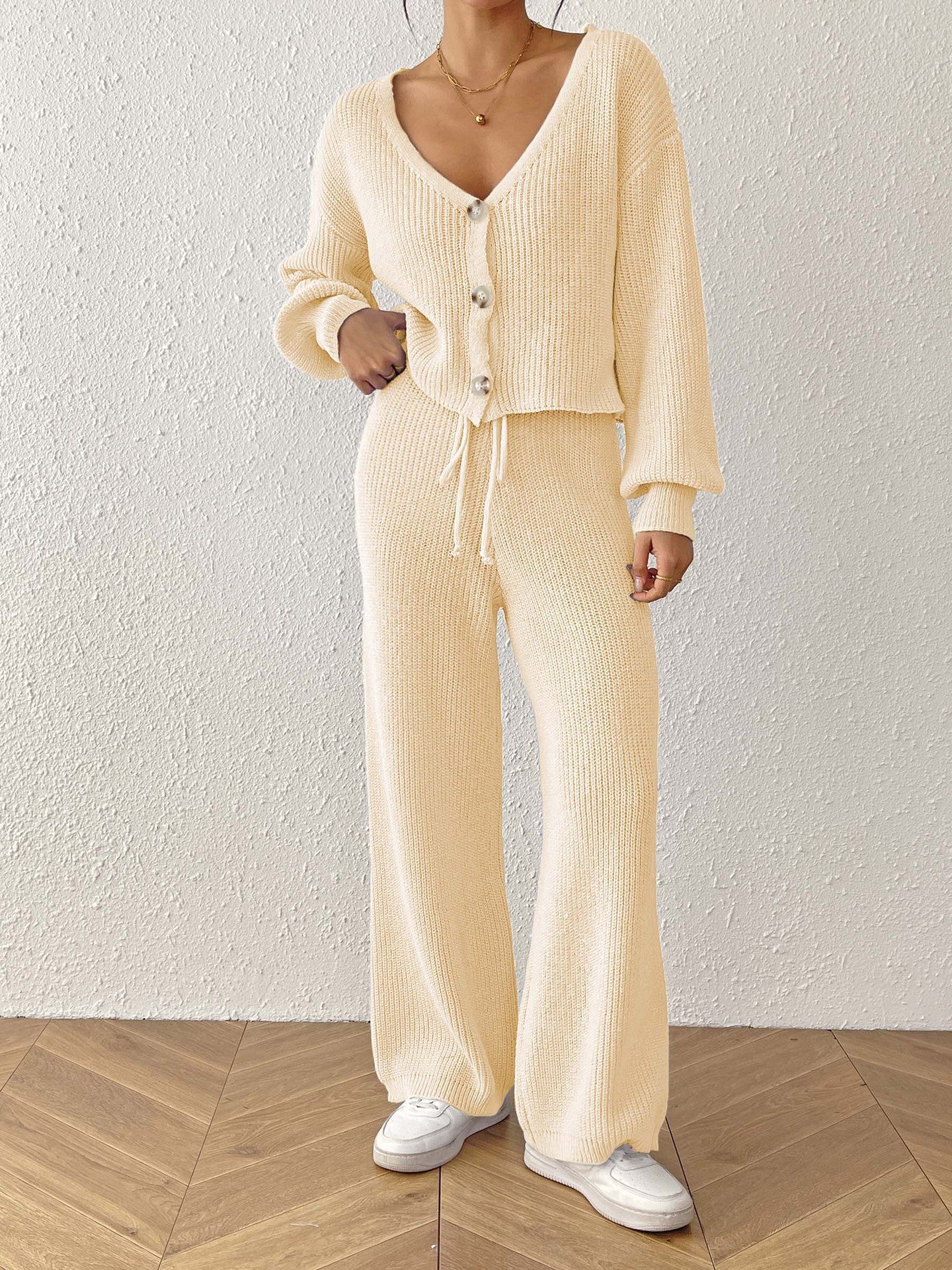 Cozy Two-Piece Set | Buttoned Cardigan & Drawstring Trousers
