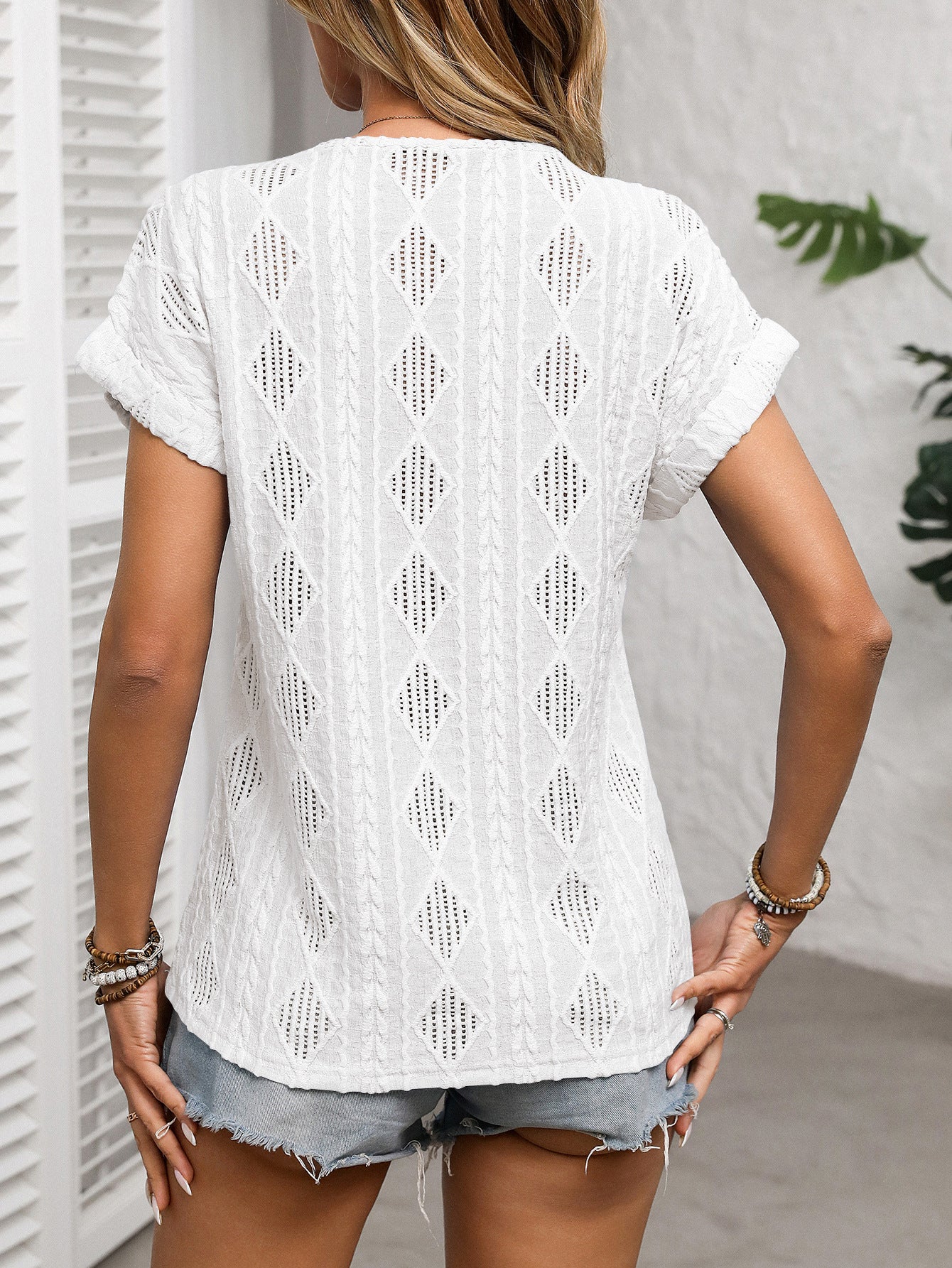 Women's V-Neck Short Sleeve Knit Top with Buttons