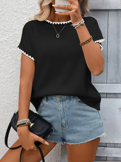 Women’s Scalloped Edge Knit Short Sleeve Top