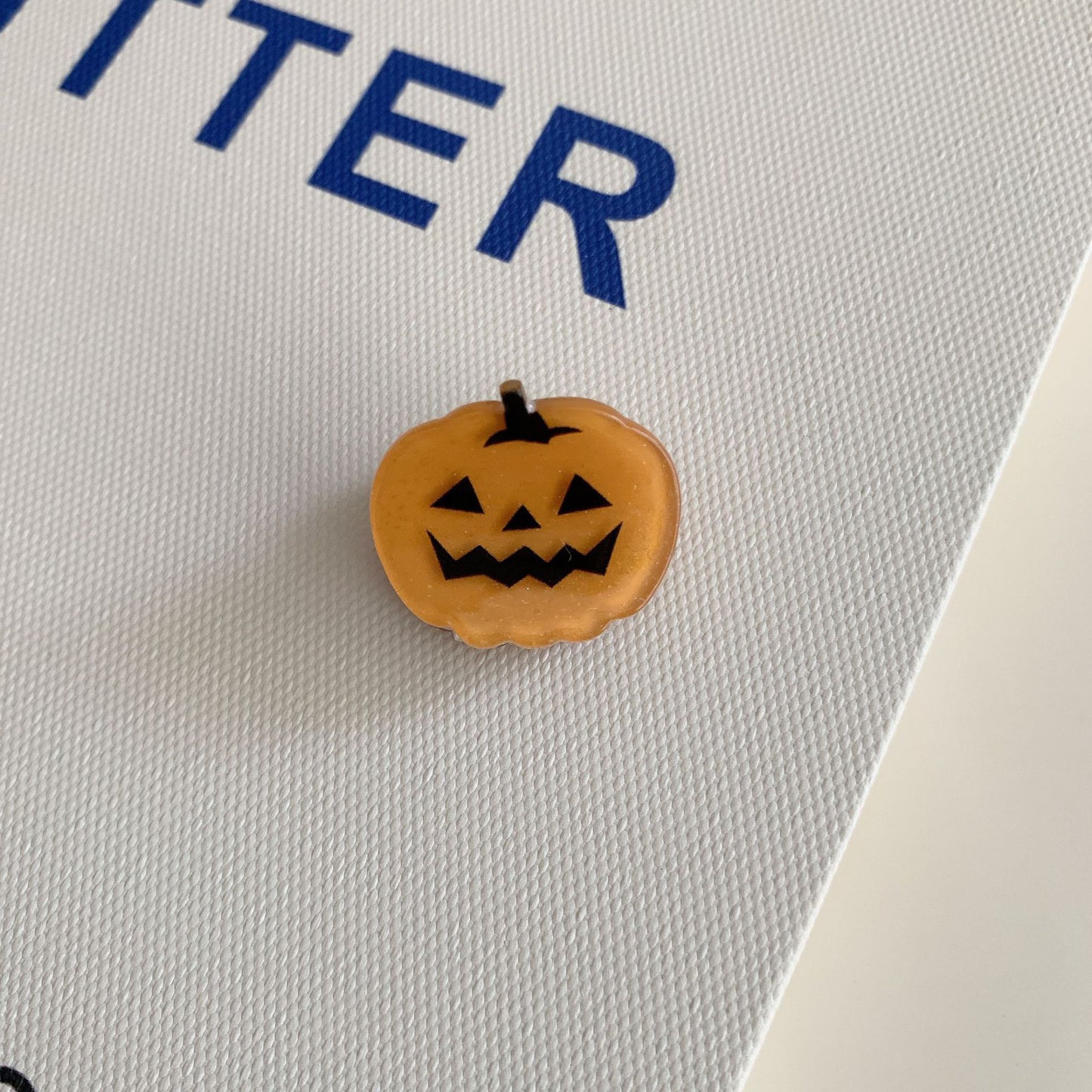 Halloween Ghost Pumpkin Bat Acrylic Mini Claw Clip