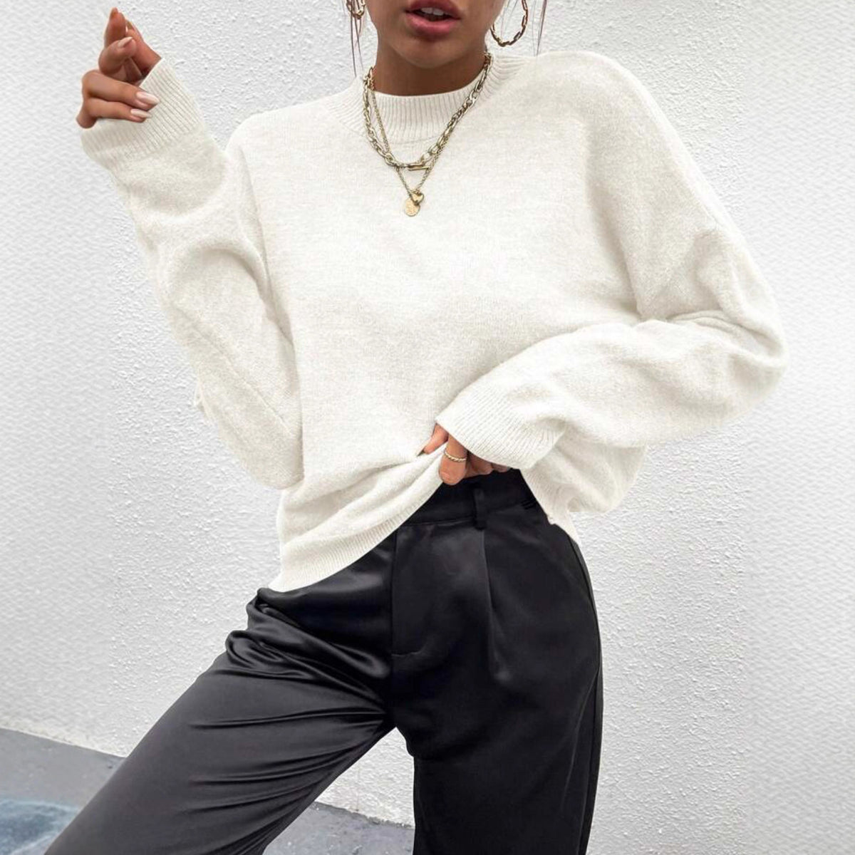Women's Oversized Crew Neck Long Sleeve Knit Sweater
