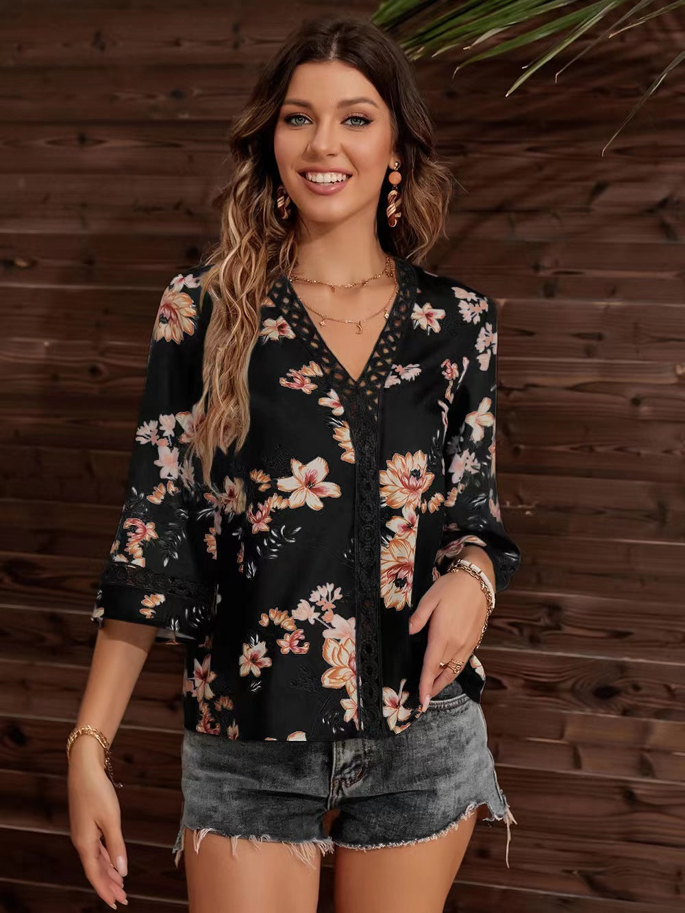 Women's Floral Lace V-Neck Bell Sleeve Boho Summer Blouse