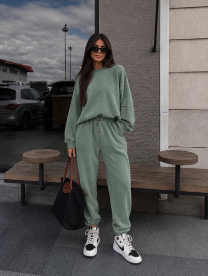 Women's Oversized 2 Piece Sweatshirt Jogger Set