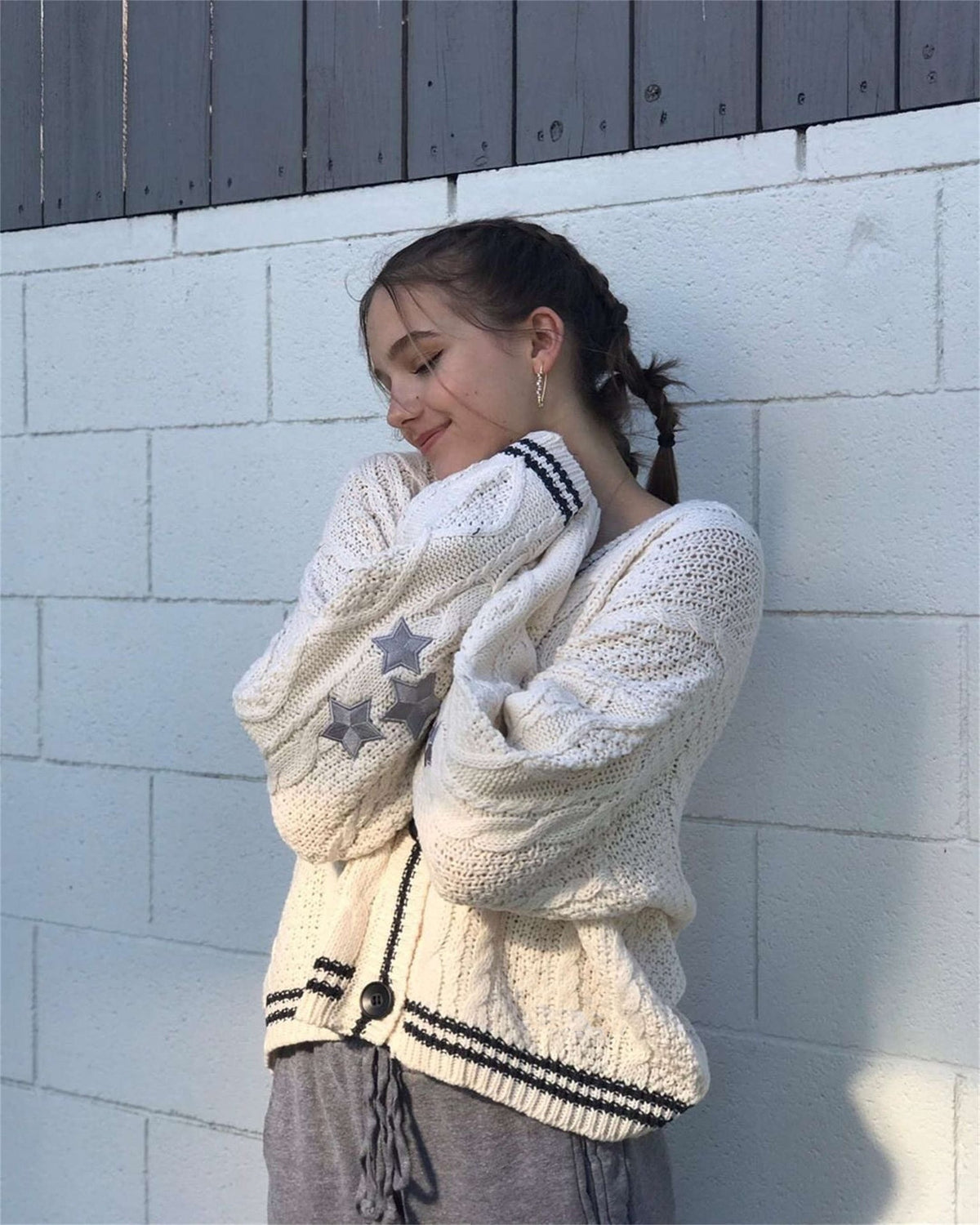 Oversized Chunky Star Embroidered V-Neck Cardigan