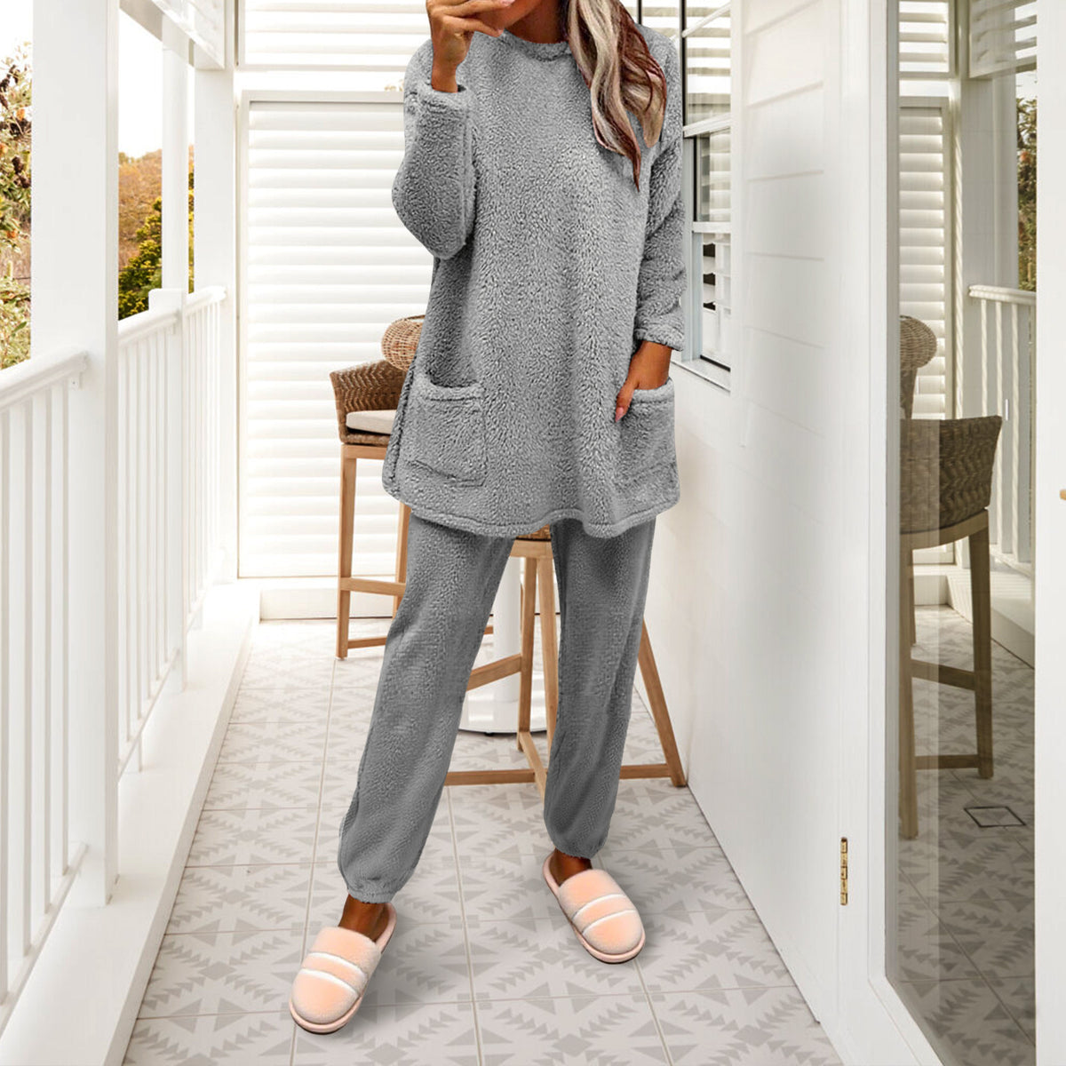 Women's Sherpa Fleece 2 Piece Lounge Pajama Set