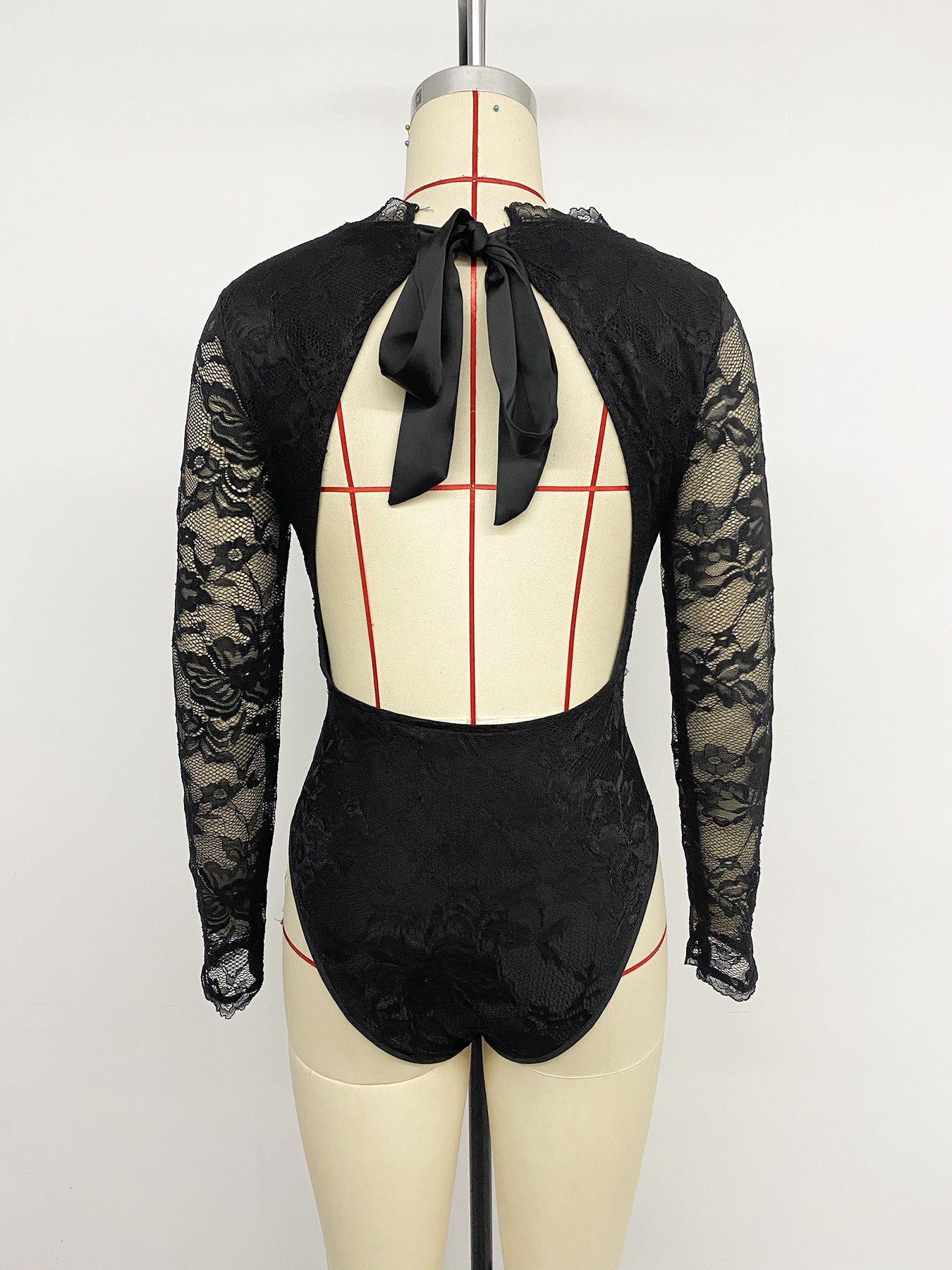 Black Lace V Neck Long Sleeve Slim Fit Bodysuit
